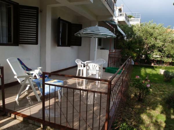 Apartments Krzelj Vodice Exterior foto